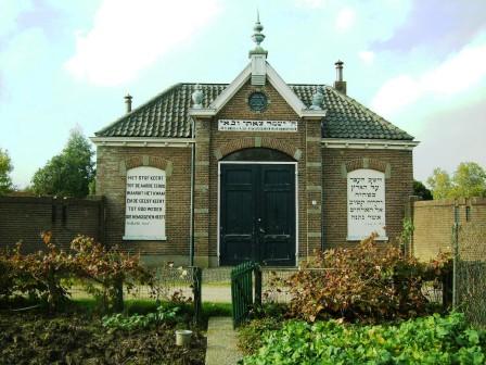 Joodse begraafplaats w Zutphen