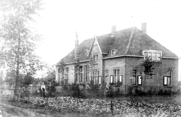 1925 school met 2 lokalen foto 100 jaar ver v chr onderwijs Hengelo